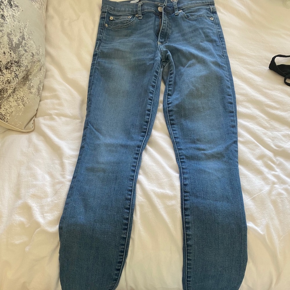 Gap True Skinny